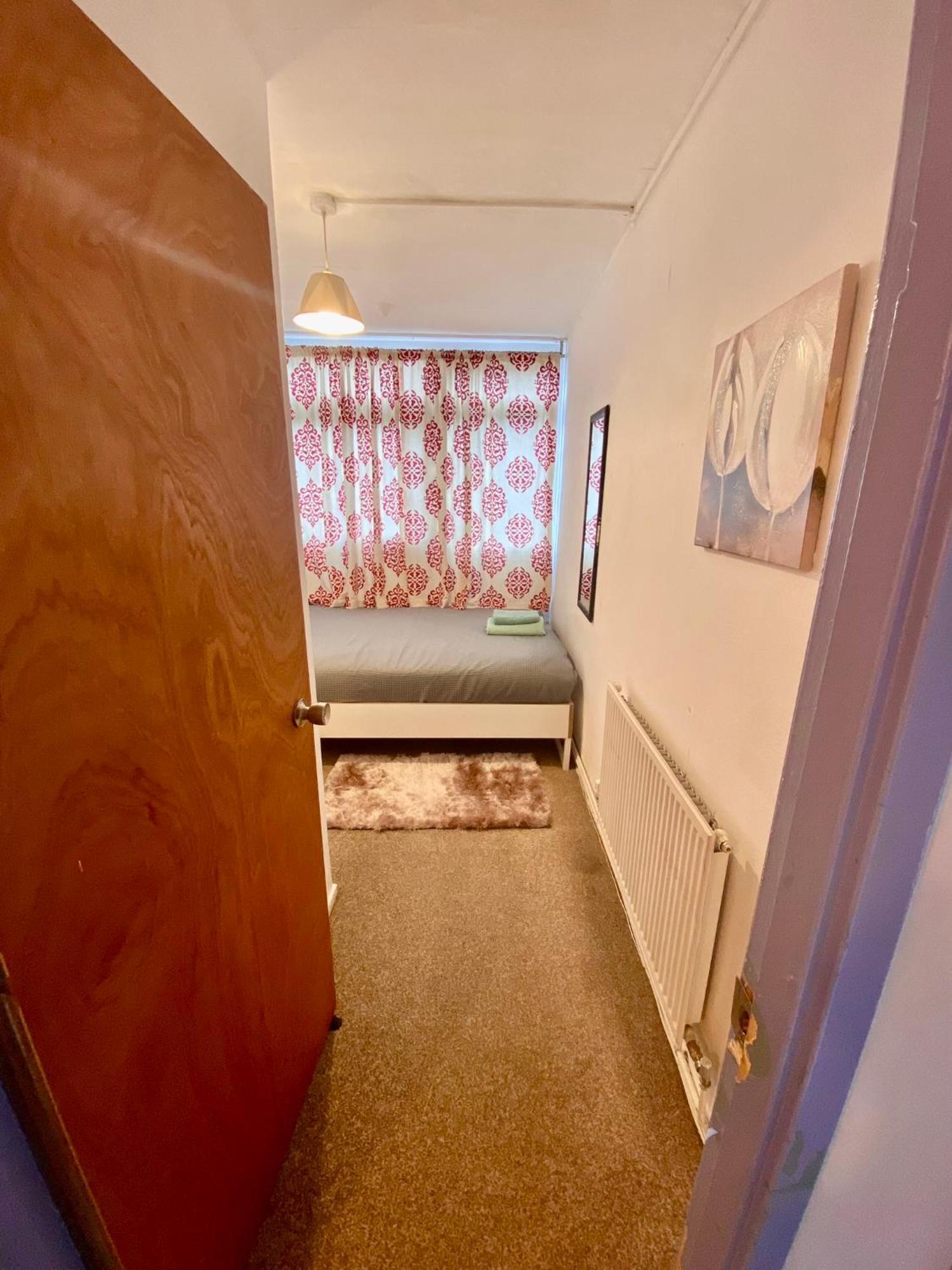 Cosy 3 Bed Apt, Old Truman Brewery! Brick Lane, London, E1 외부 사진