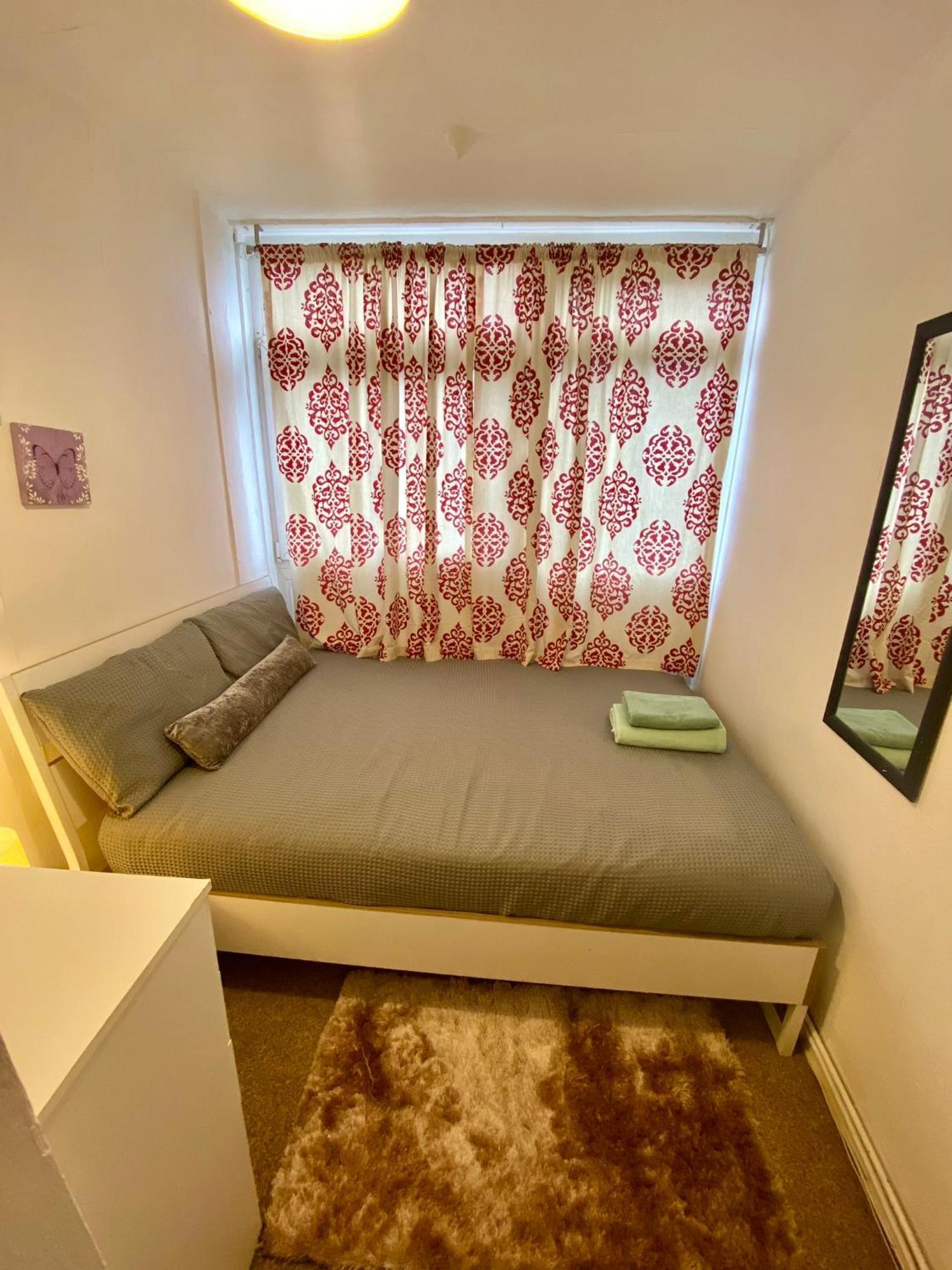 Cosy 3 Bed Apt, Old Truman Brewery! Brick Lane, London, E1 외부 사진