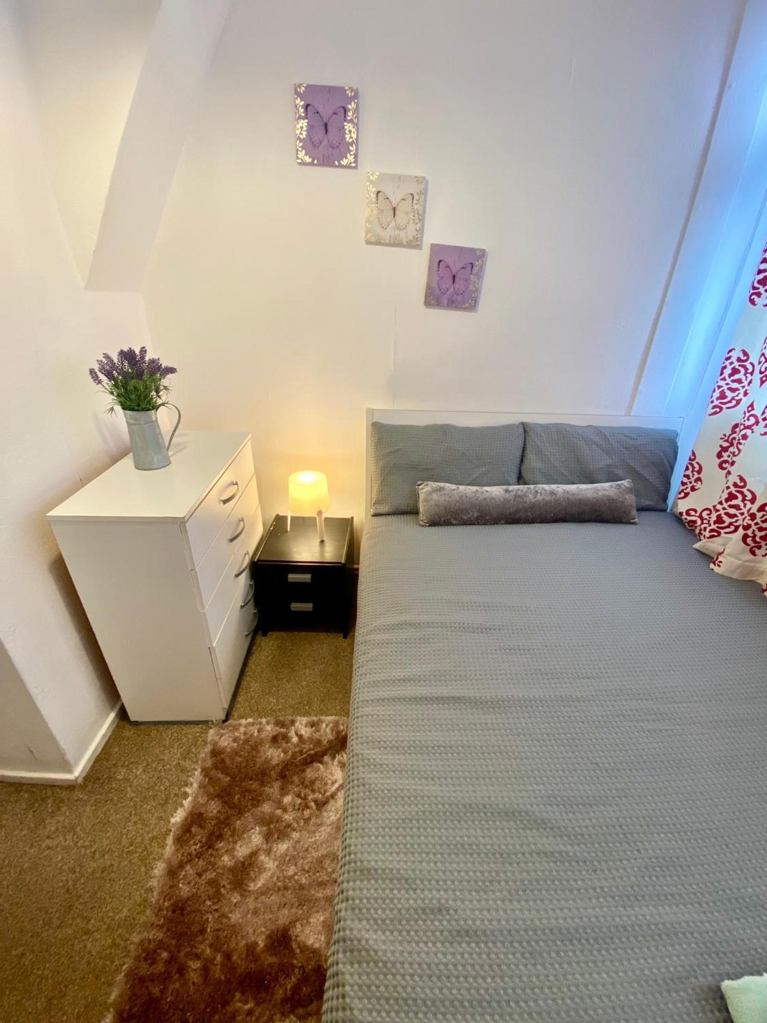 Cosy 3 Bed Apt, Old Truman Brewery! Brick Lane, London, E1 외부 사진